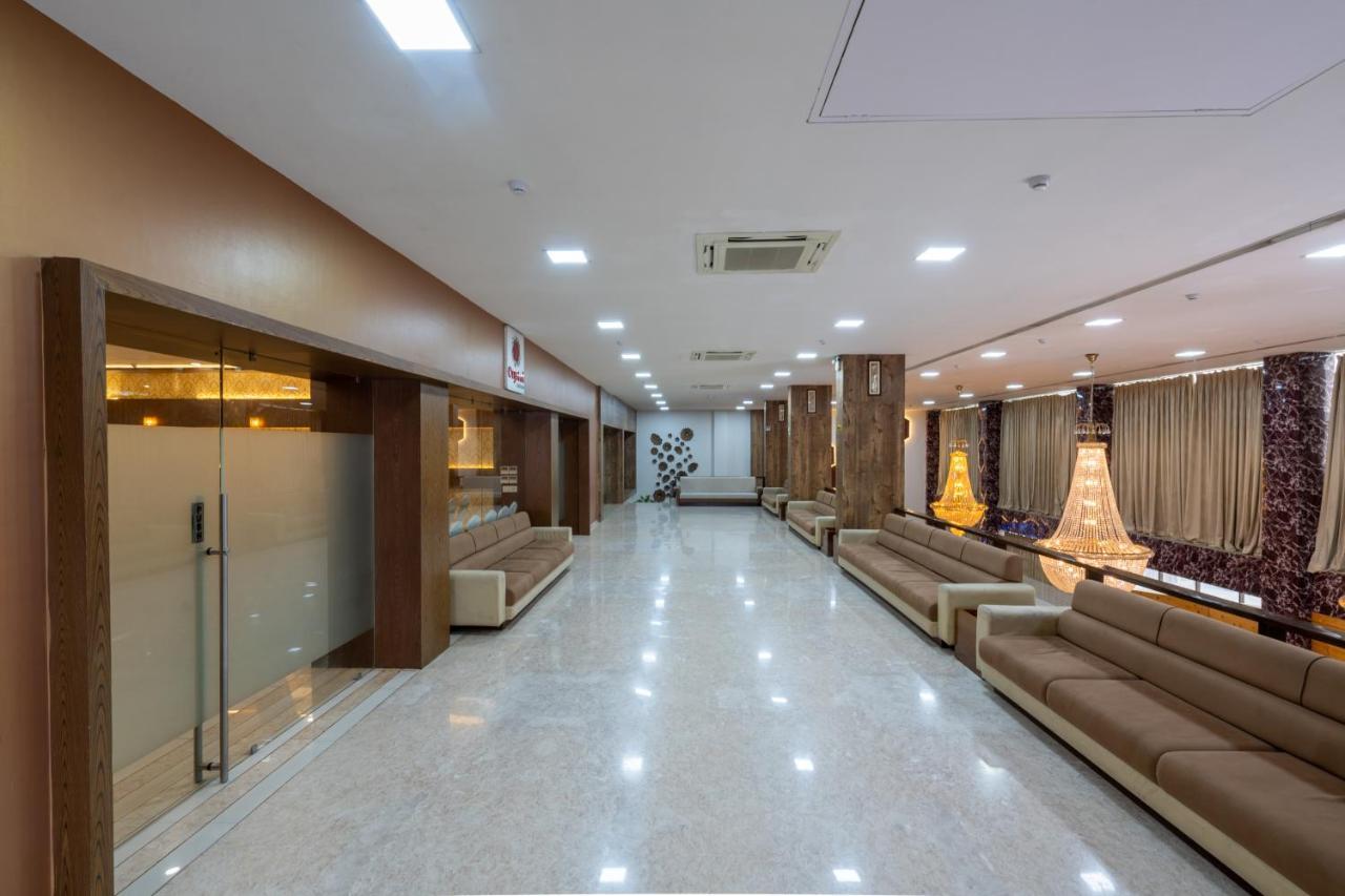 Jalashray Resort Nadiad Екстер'єр фото