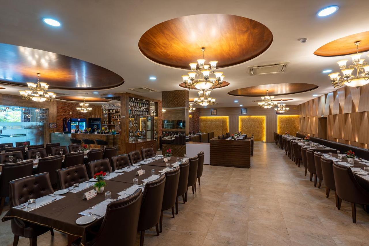 Jalashray Resort Nadiad Екстер'єр фото