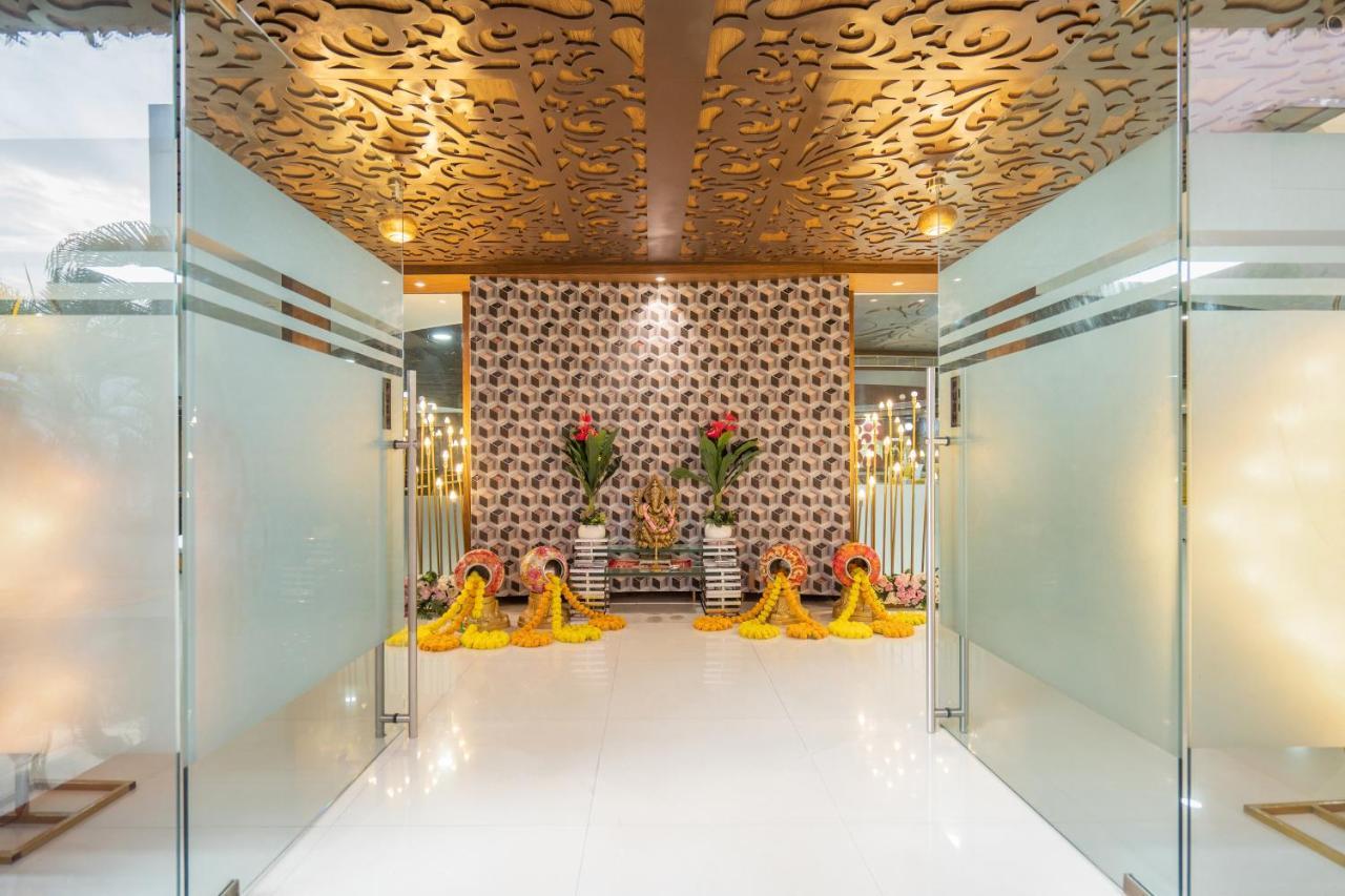 Jalashray Resort Nadiad Екстер'єр фото